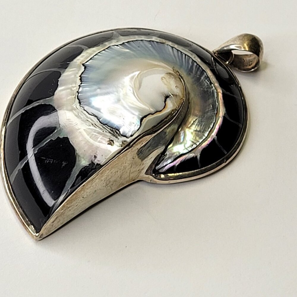 Mens Black Nautilus Shell Pendant with 925 Sterling Silver- NEW!